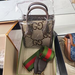 Gucci Women Pre-Loved Bag Very Good Condition